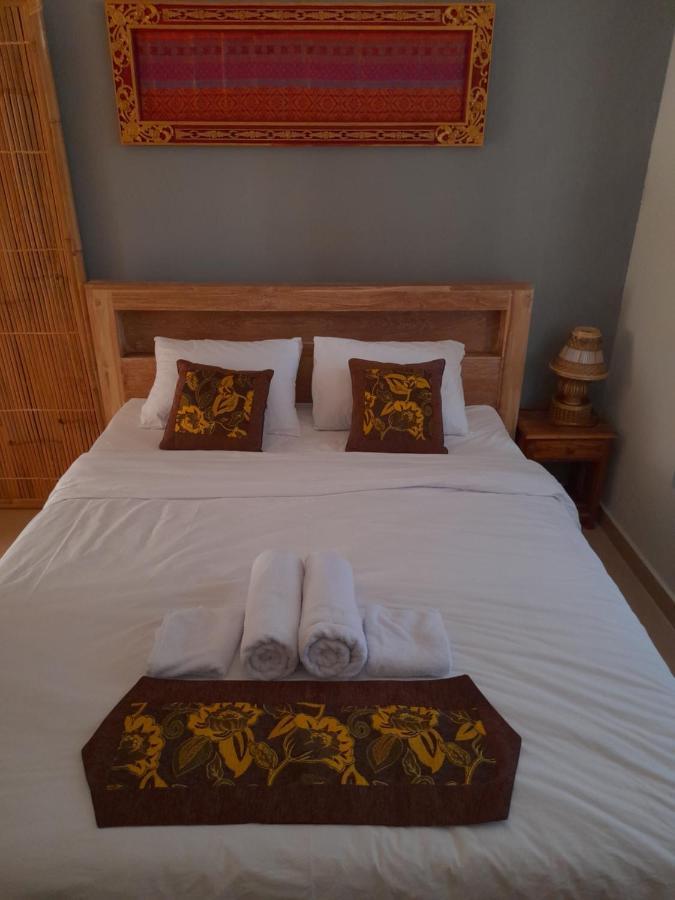 Yastra Yana Homestay Ubud Esterno foto