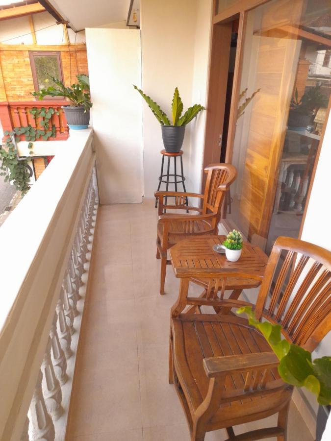 Yastra Yana Homestay Ubud Esterno foto