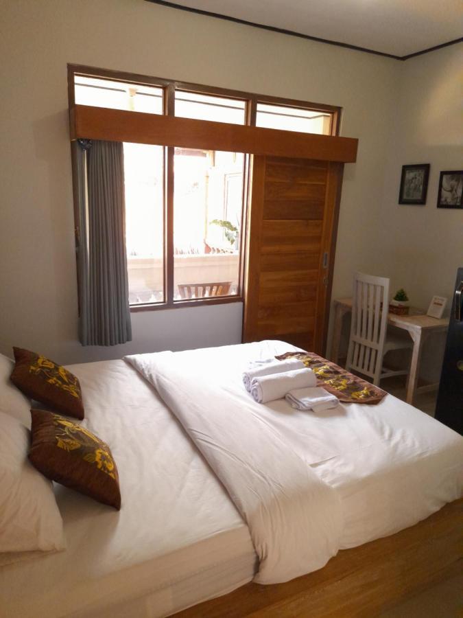 Yastra Yana Homestay Ubud Esterno foto