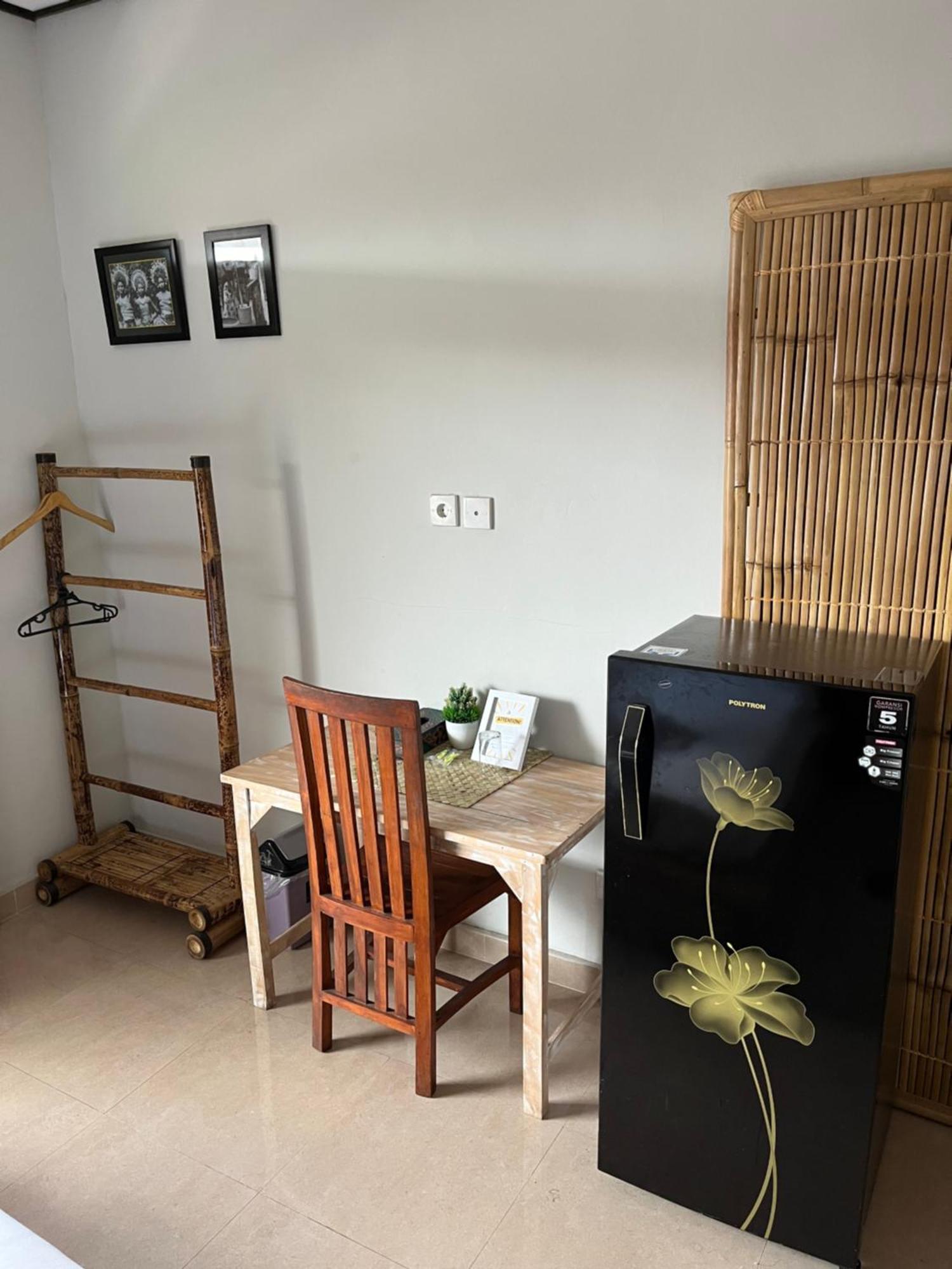 Yastra Yana Homestay Ubud Esterno foto