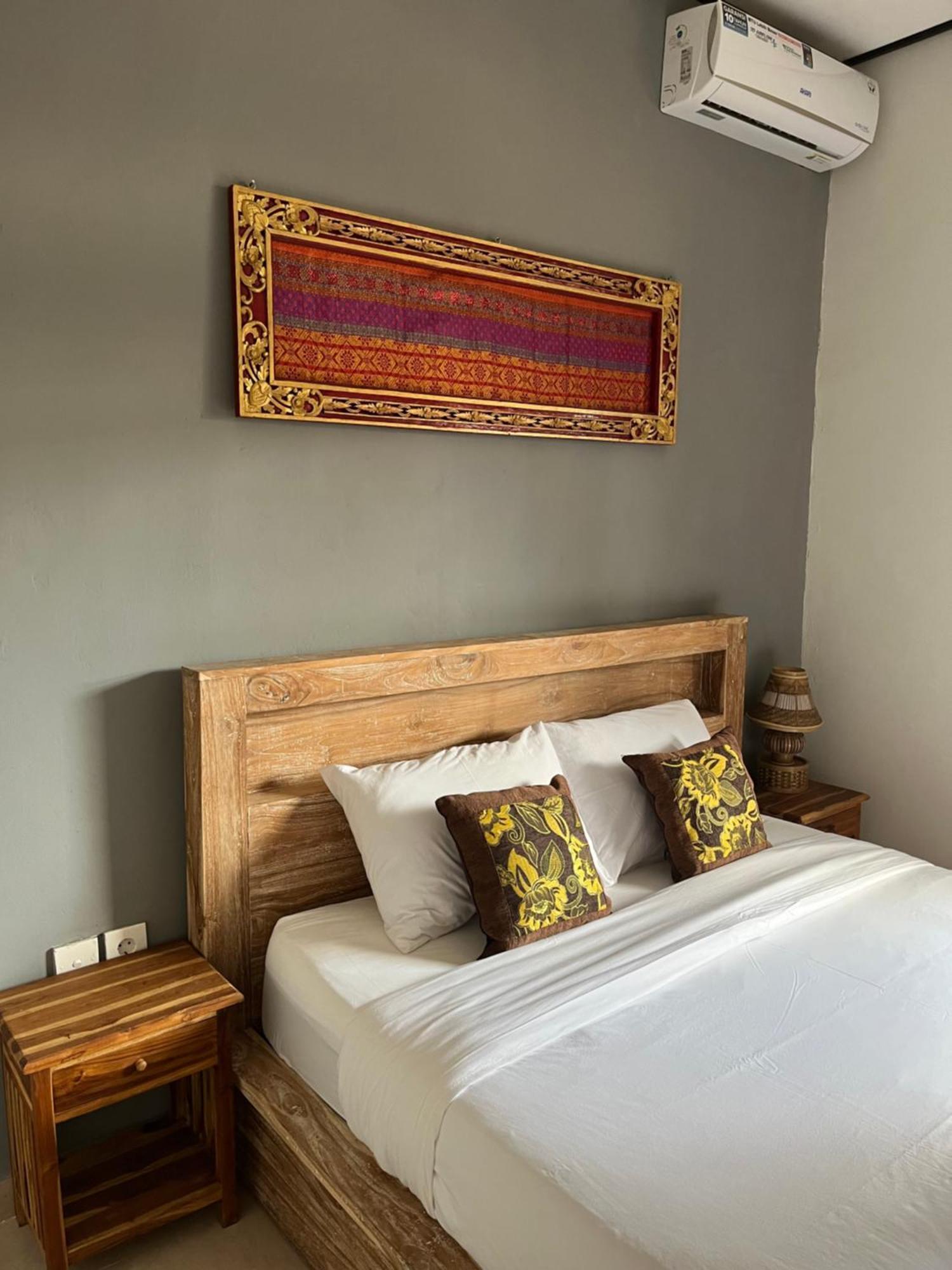 Yastra Yana Homestay Ubud Esterno foto